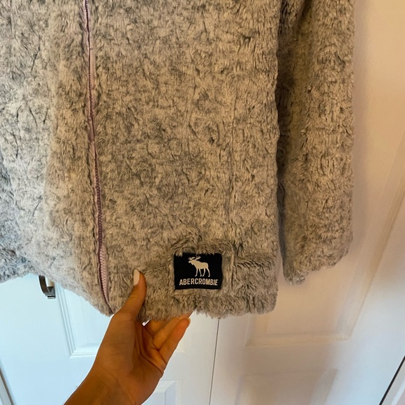 Abercrombie Girls REVERSIBLE Puffer Jacket - Picture 5 of 7